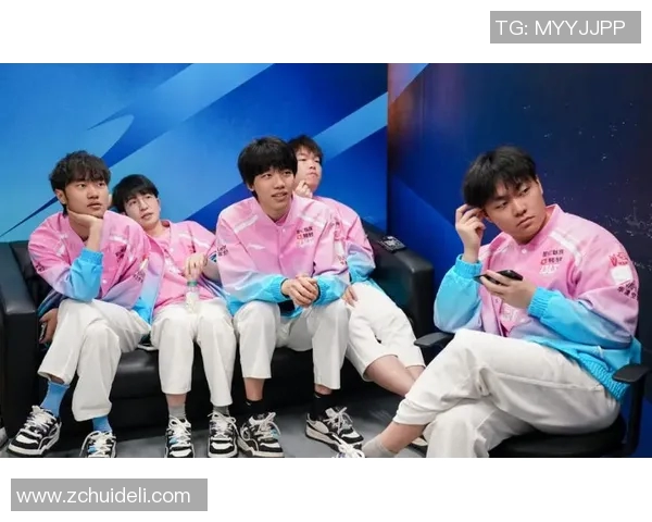 电竞新闻高校联赛特别报道BLG转型之路探索与挑战的全景回顾